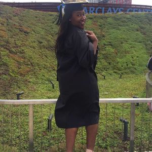 Meet your Posher, Alisha